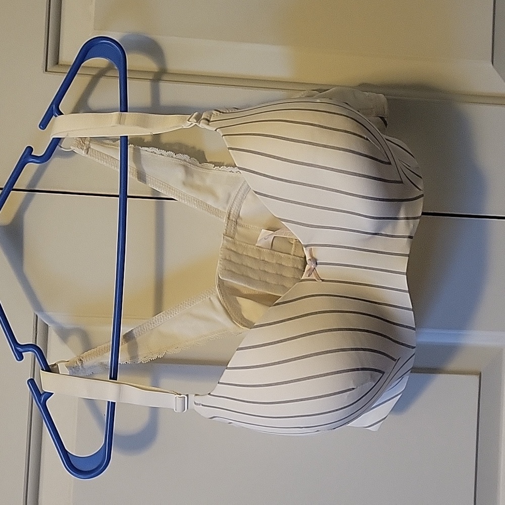 Lane Bryant Cacique bra size 44D